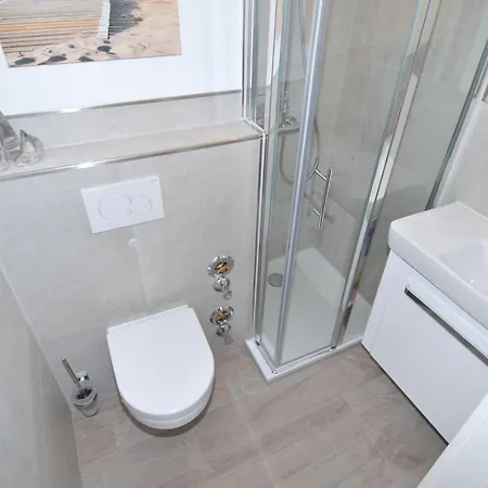 Lägenhet Hs C Etage 4 Whg 12 *